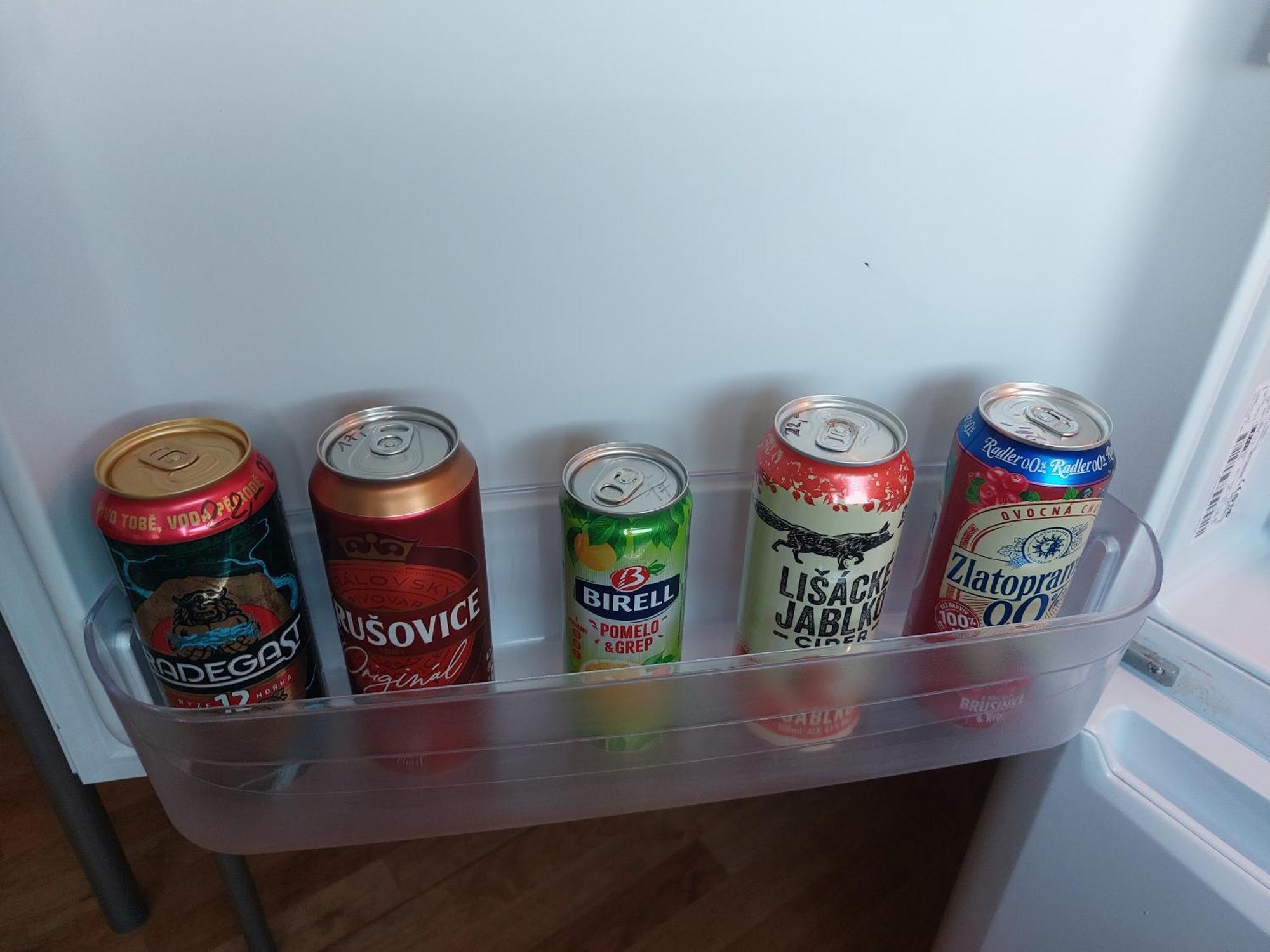 Apartman V Podhuri Krusnych Hor ソコロフ エクステリア 写真