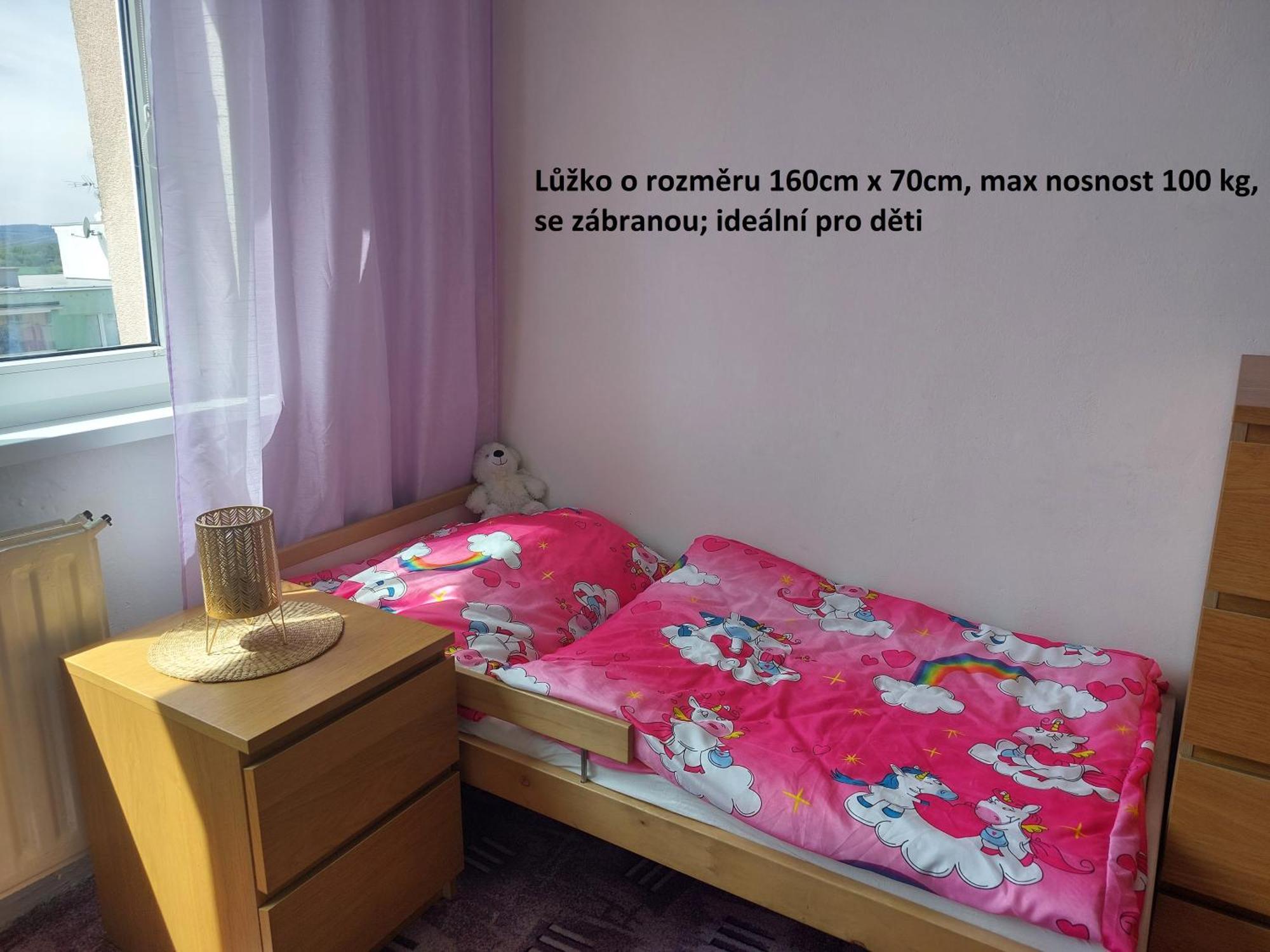 Apartman V Podhuri Krusnych Hor ソコロフ エクステリア 写真